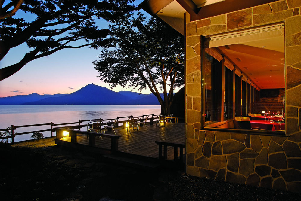 Lakeside Villa Suimeikaku Титосе Екстериор снимка